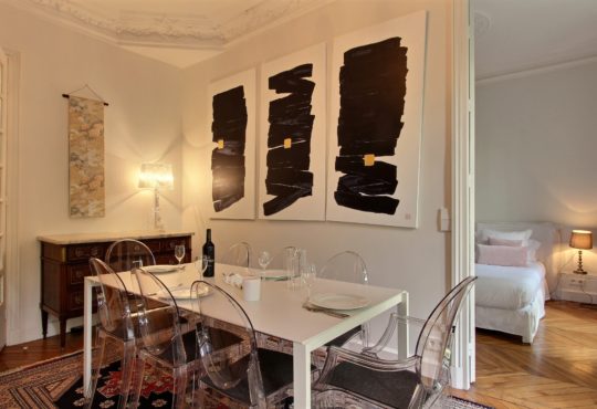 2-bedroom with balcony between the Sorbonne and the Luxembourg Gardens