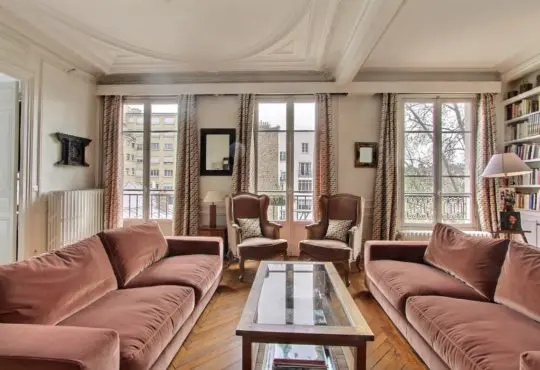 Appartement très calme proche du Jardin du Luxembourg