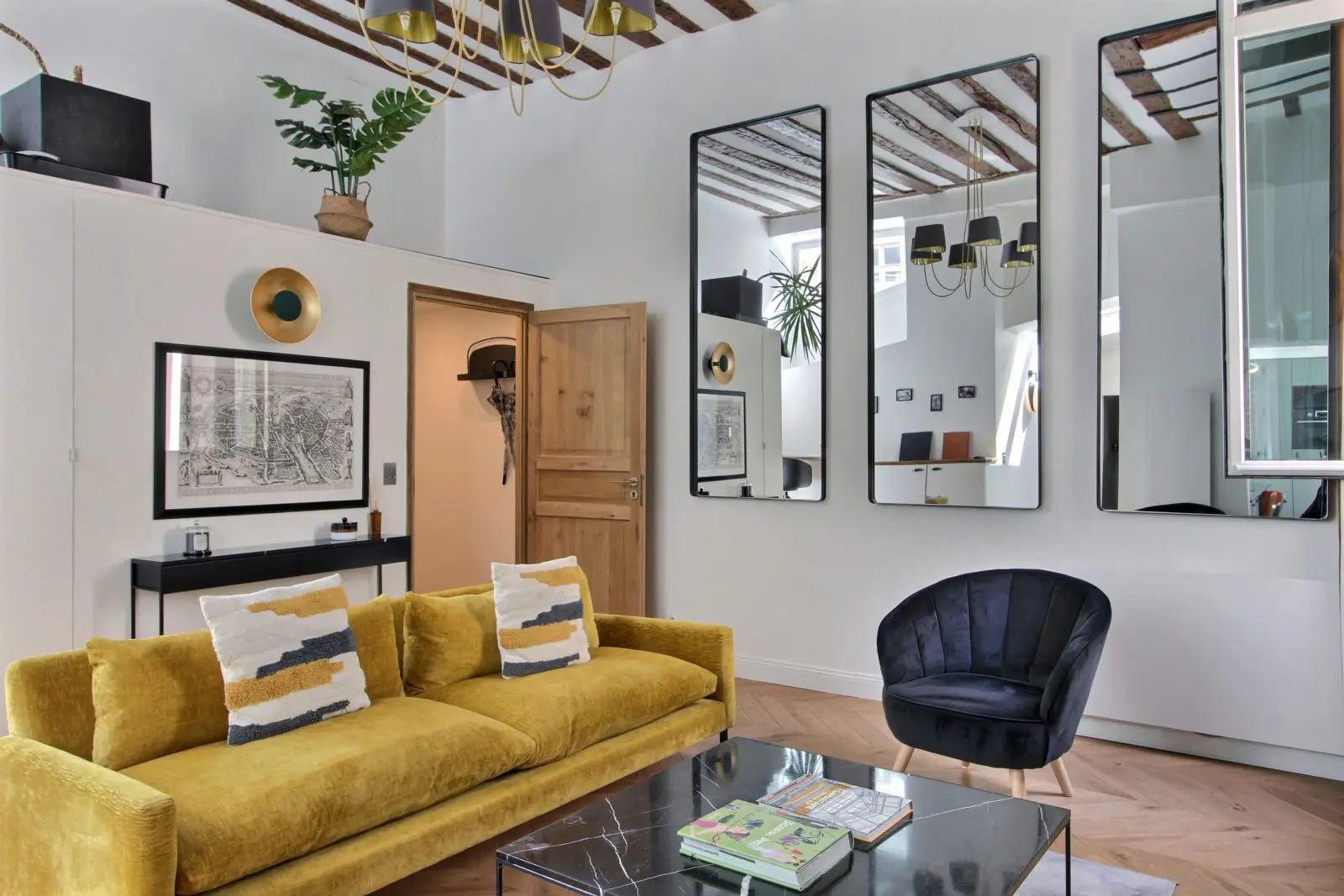 Stylish 2 bedrooms in the Marais