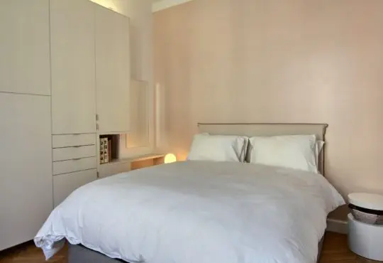 Traditional Parisian apartment, 2 bedrooms and 2 bathrooms, between the Panthéon and the Luxembourg Garden