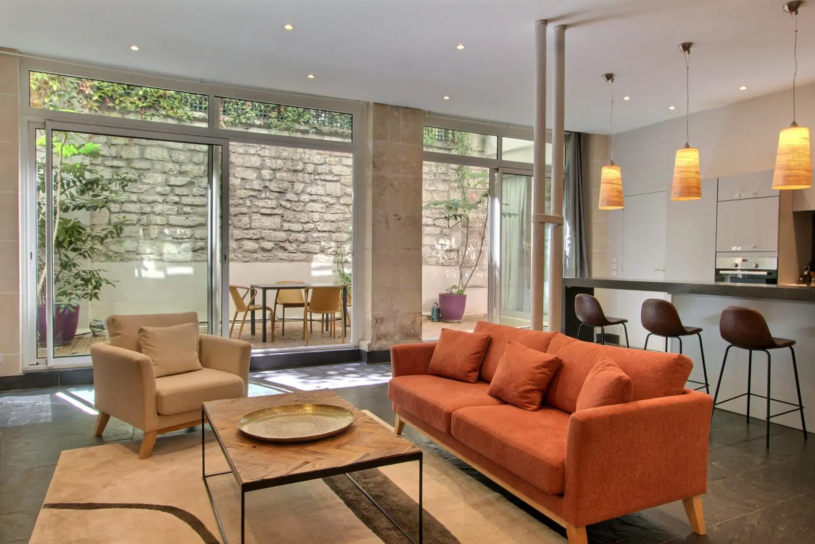 Large 2-bedroom in Saint-Germain, near the Seine