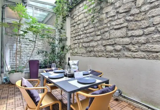 Large 2-bedroom in Saint-Germain, near the Seine