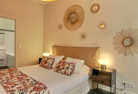 Large 2-bedroom in Saint-Germain, near the Seine