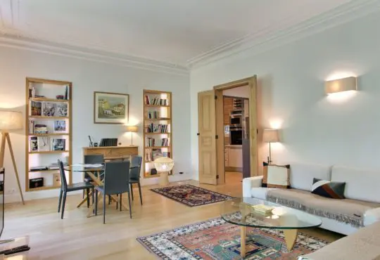 Furnished apartment Beautiful 2-bedroom close to Notre-Dame-de-Paris