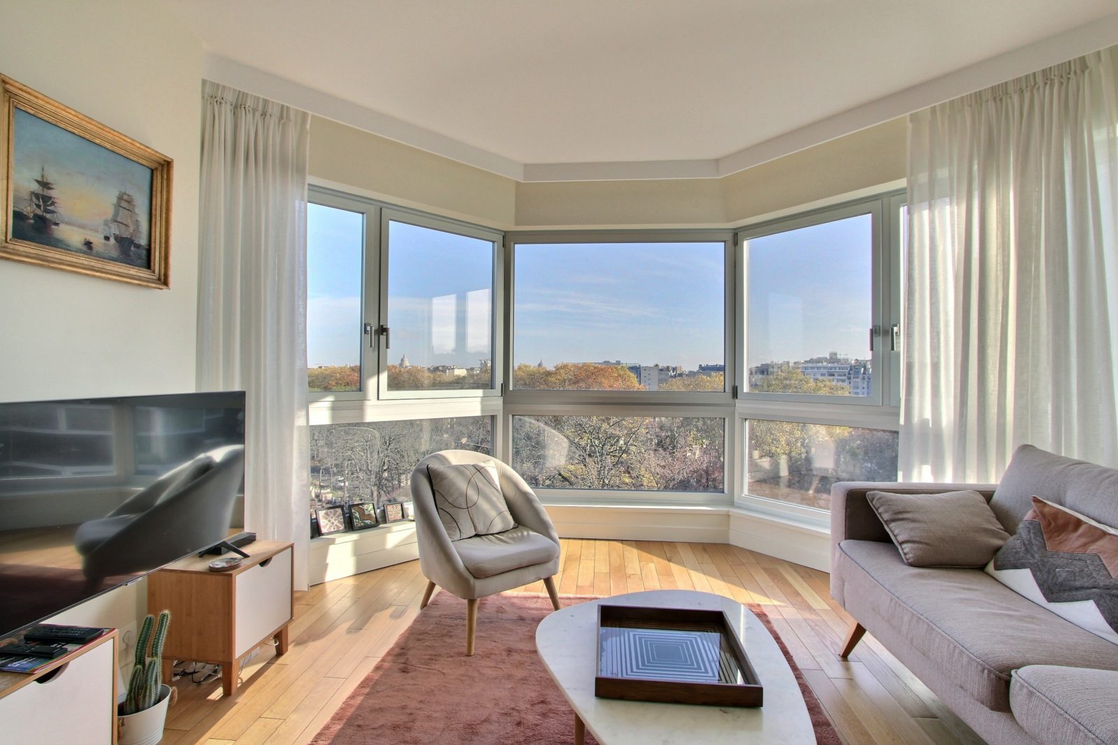 1 bedroom apartment with open view in Montparnasse neighbourhood