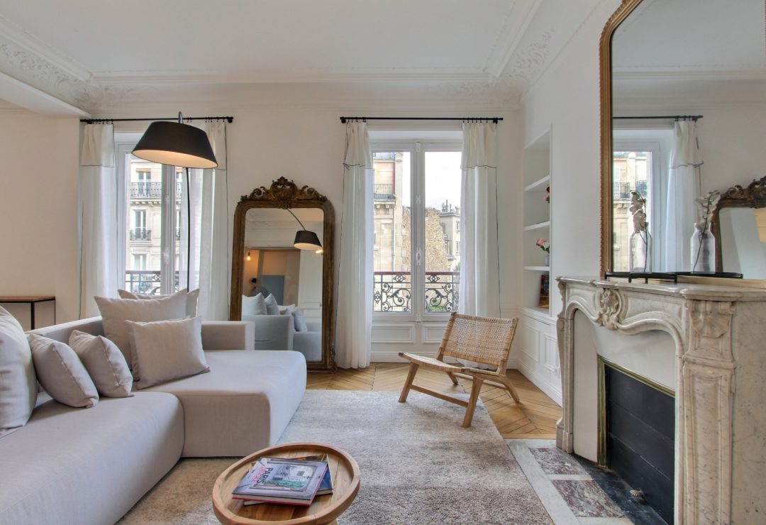 Elegant and bright 3 bedroom apartment near the Jardin du Luxembourg