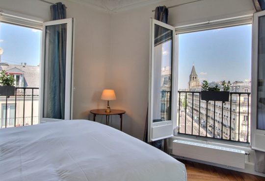 Three-bedroom Saint-Germain apartment with exceptional views of Paris