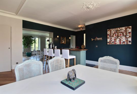 Spacious 2-bedroom on boulevard Saint-Germain