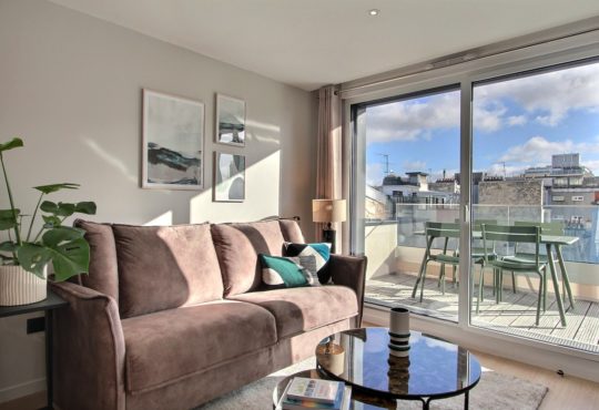 Furnished apartment Air-conditioned 1-bedroom apartment with balcony just a few minutes from the Eiffel Tower