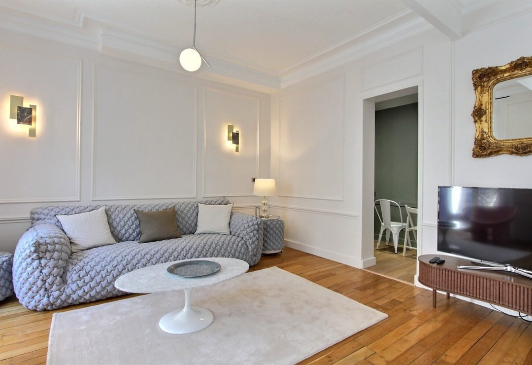 Large 3-bedroom close to the Eiffel Tower