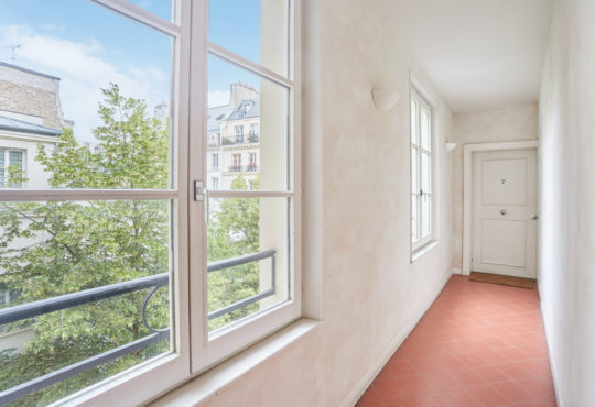 Brand new 1-bedroom in the heart of the Marais