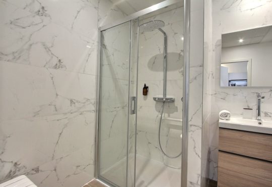 Appartement 1 chambre avec jardin privé